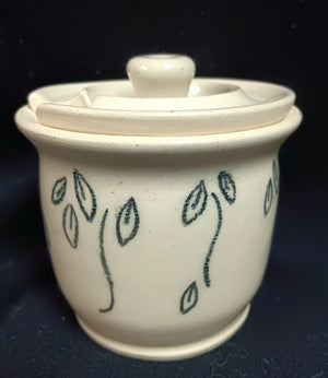 Lidded Pot 2 with leaf/vine