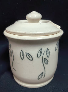 Lidded Pot 1 with leaf/vine
