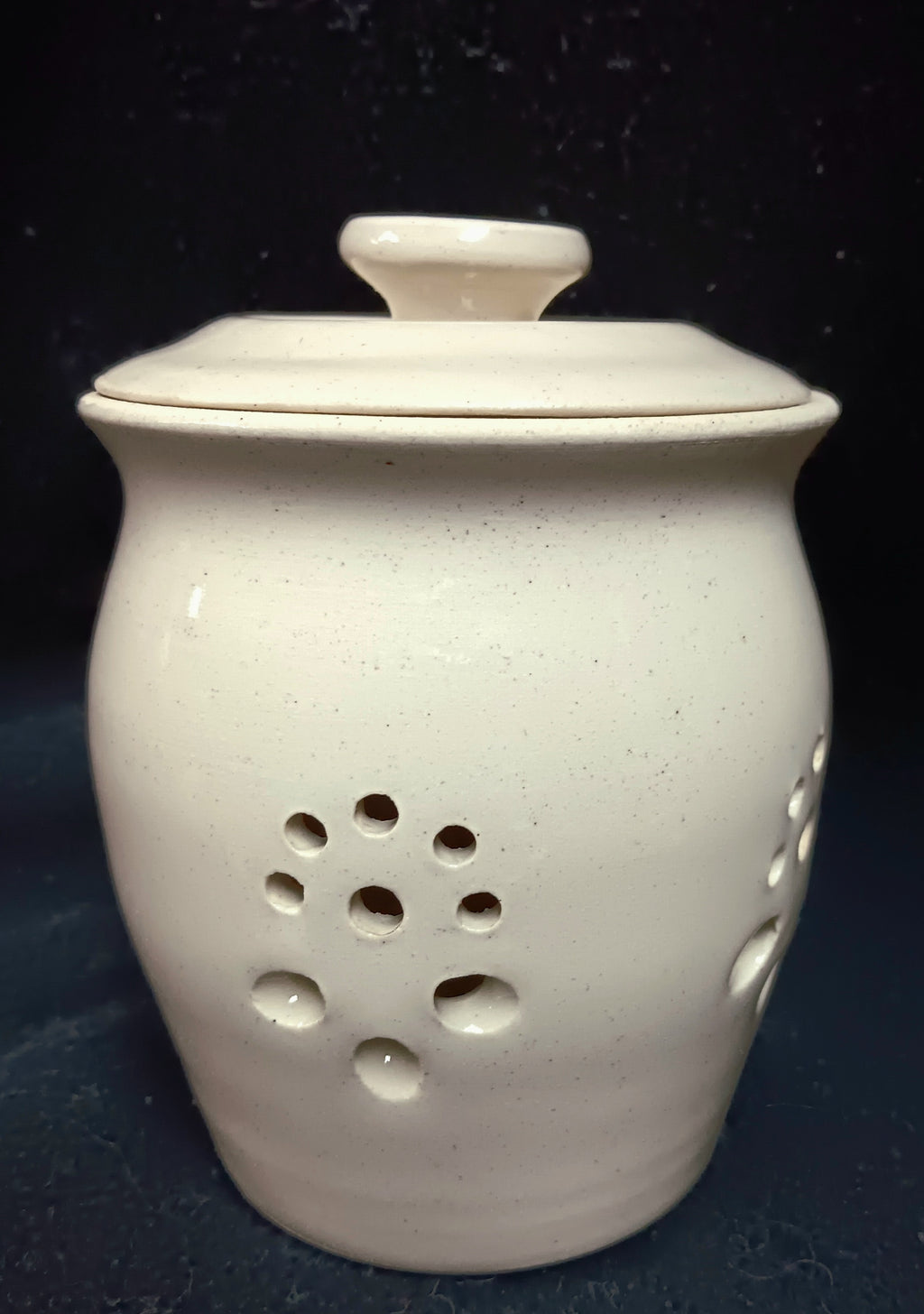 Garlic Keeper