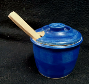 Lidded pot