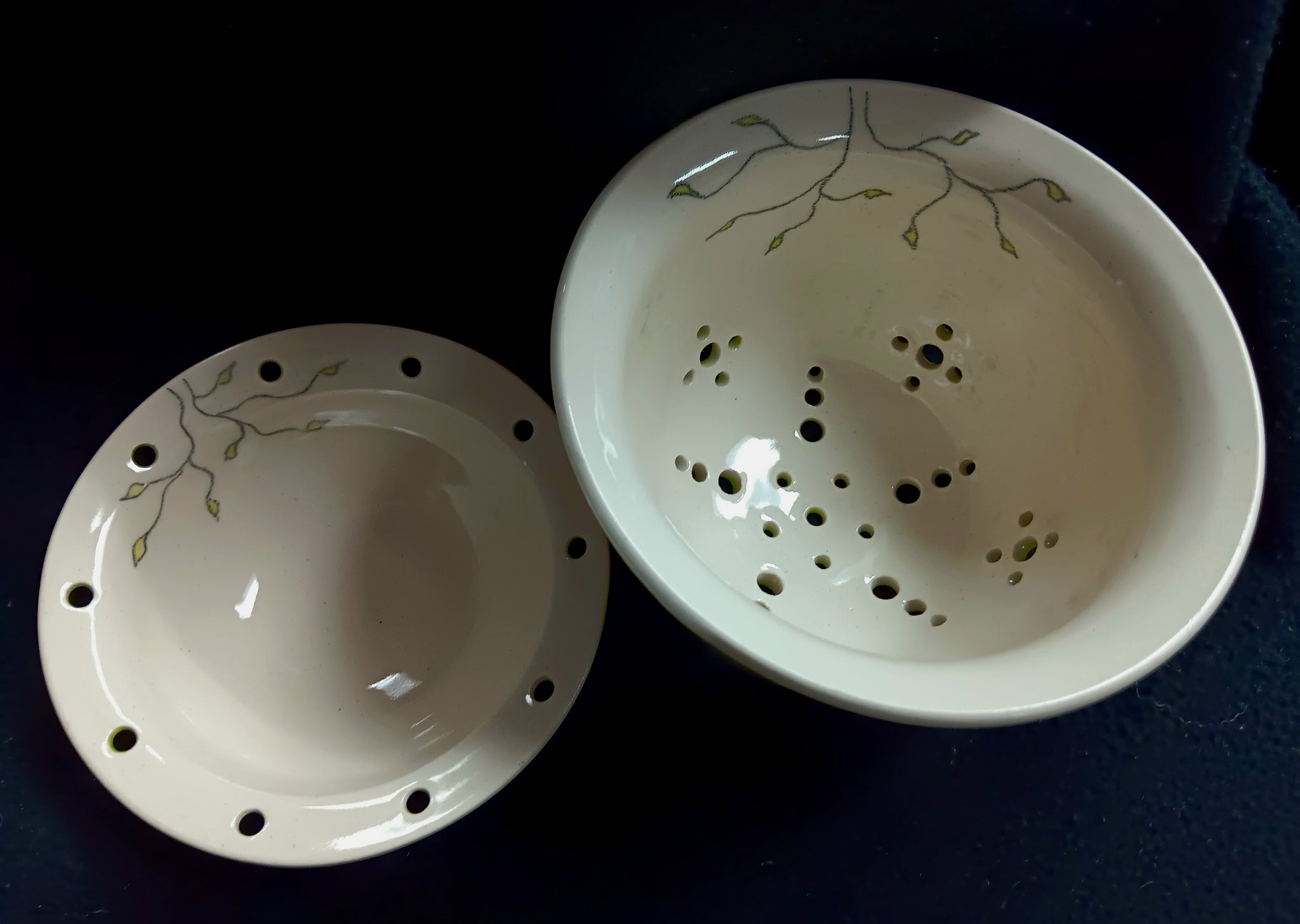 Berry Bowl 4 (Colander) & Dish