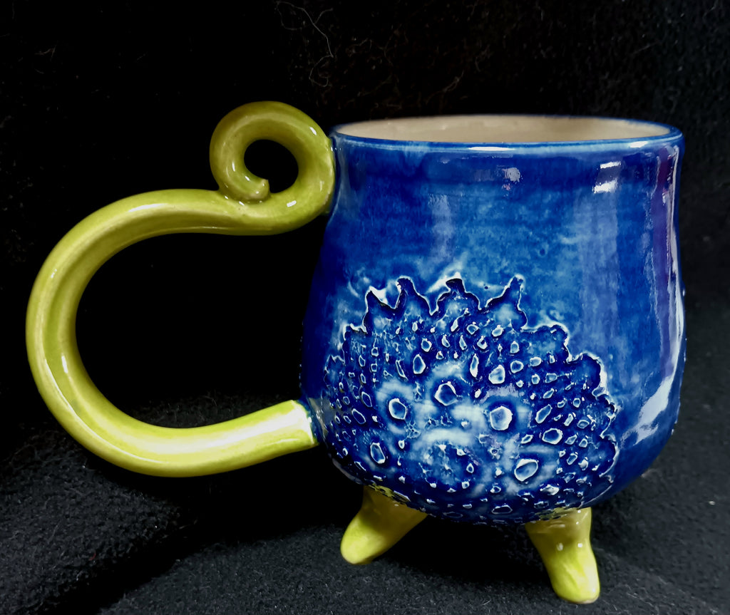 Mug, Crochet Lace texture, footed 16oz