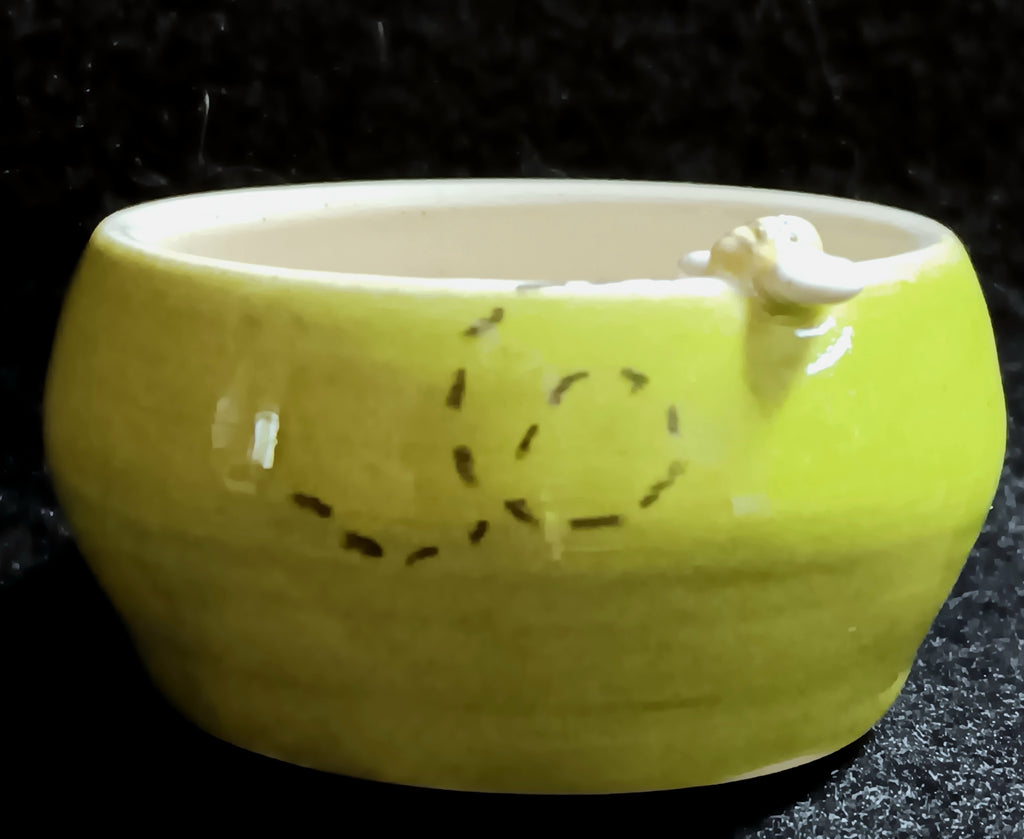 Decorative: Wee Vessel (Bee) 4