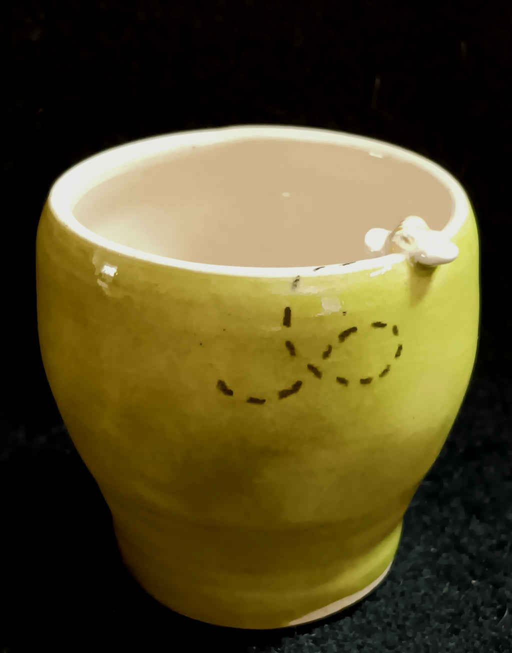 Decorative: Wee Vessel (Bee) 2