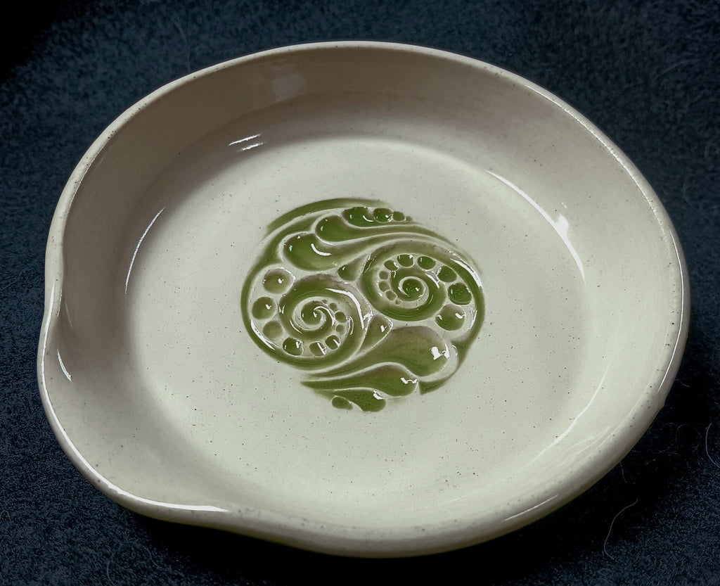 Kitchen: Spoon Rest 4/Teabag Holder