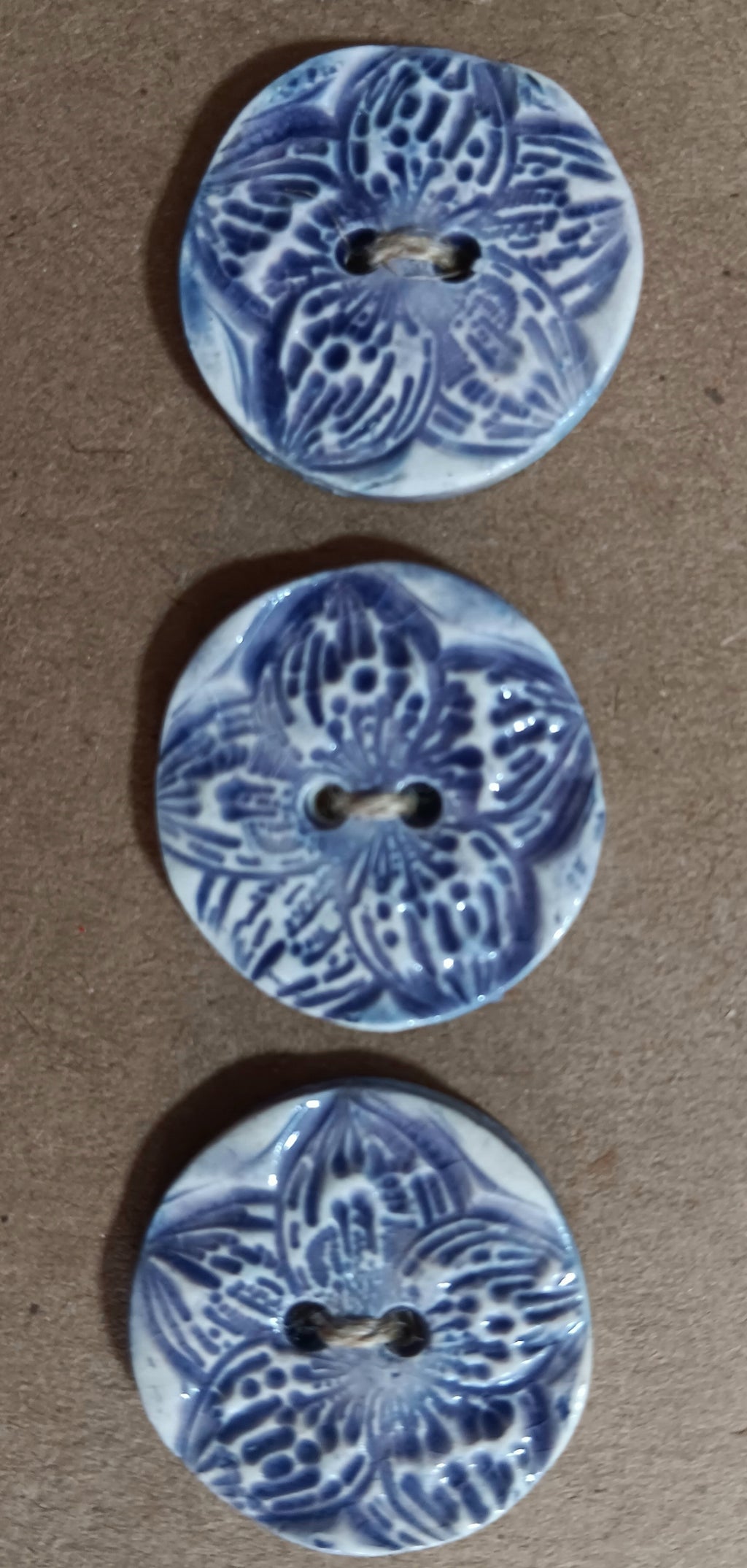 Ceramic Buttons (3) 10