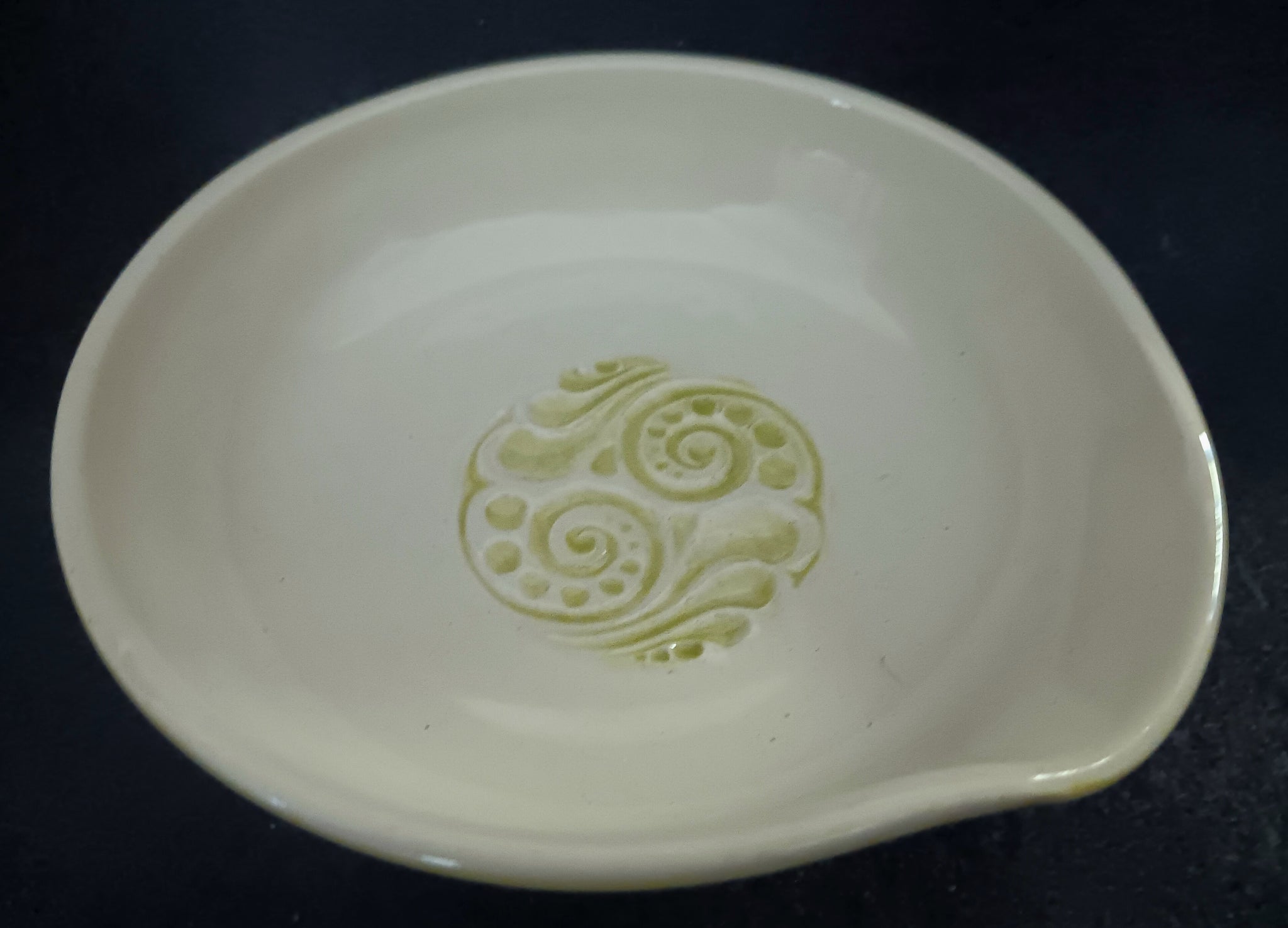 Kitchen: Spoon Rest 1/Teabag Holder