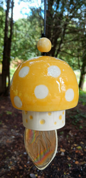 Double Bell, Leaf clapper