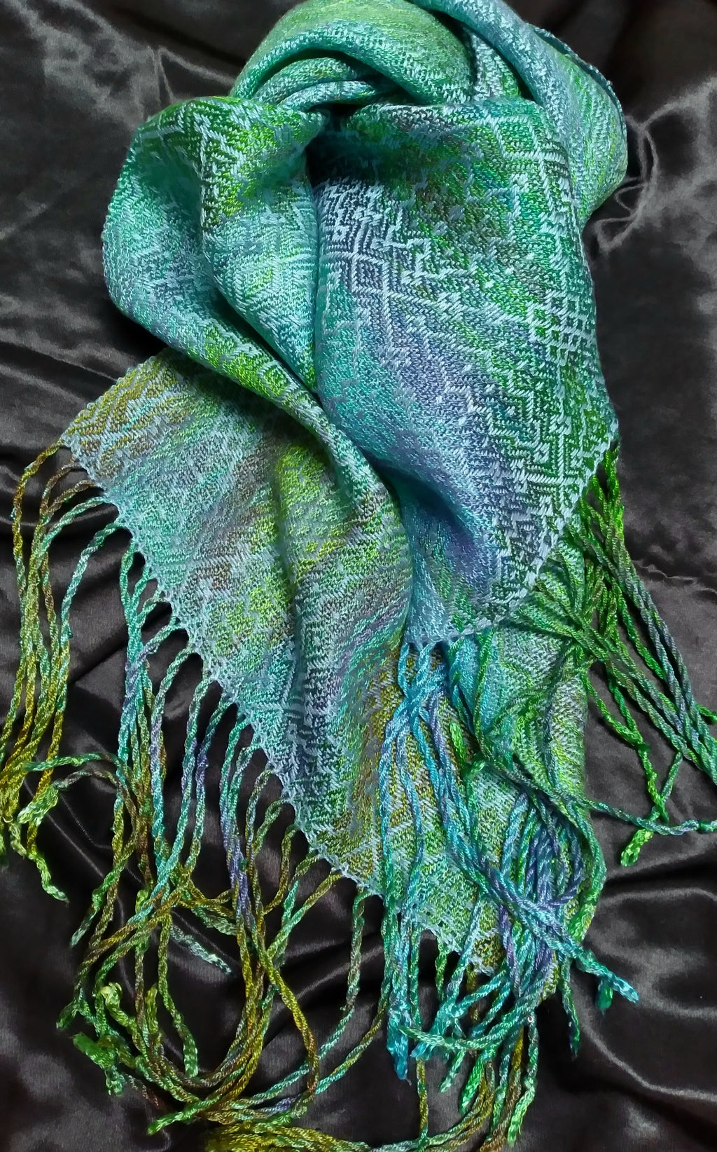 Scarf ***