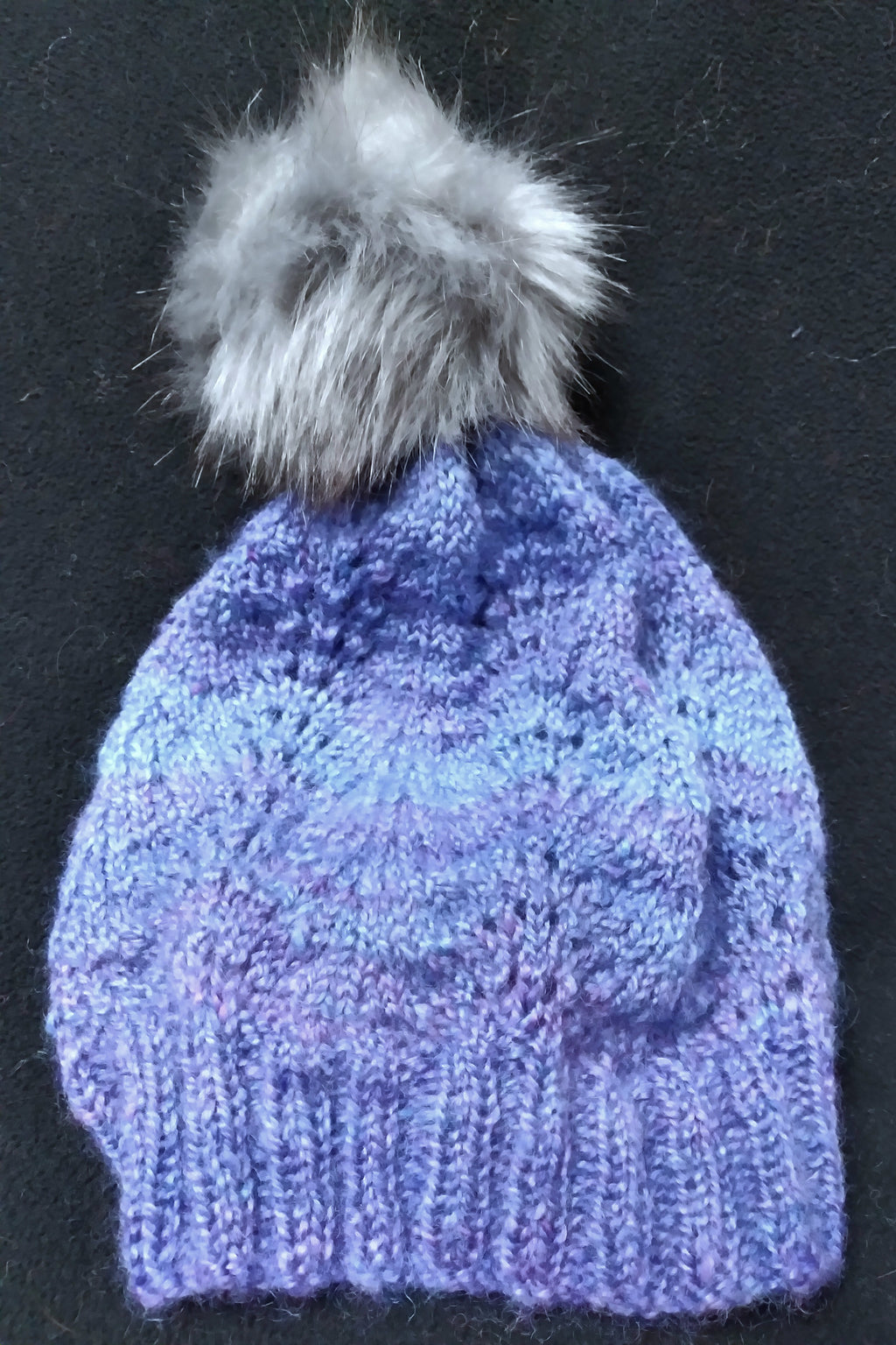 Hat ***