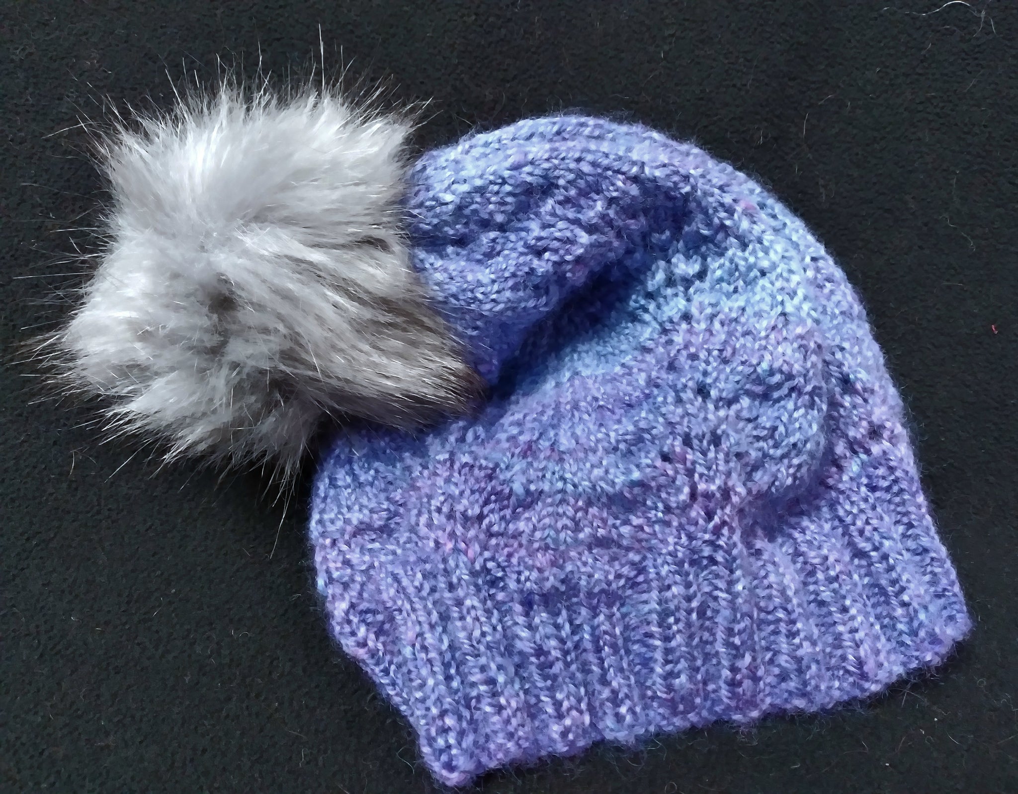 Hat ***